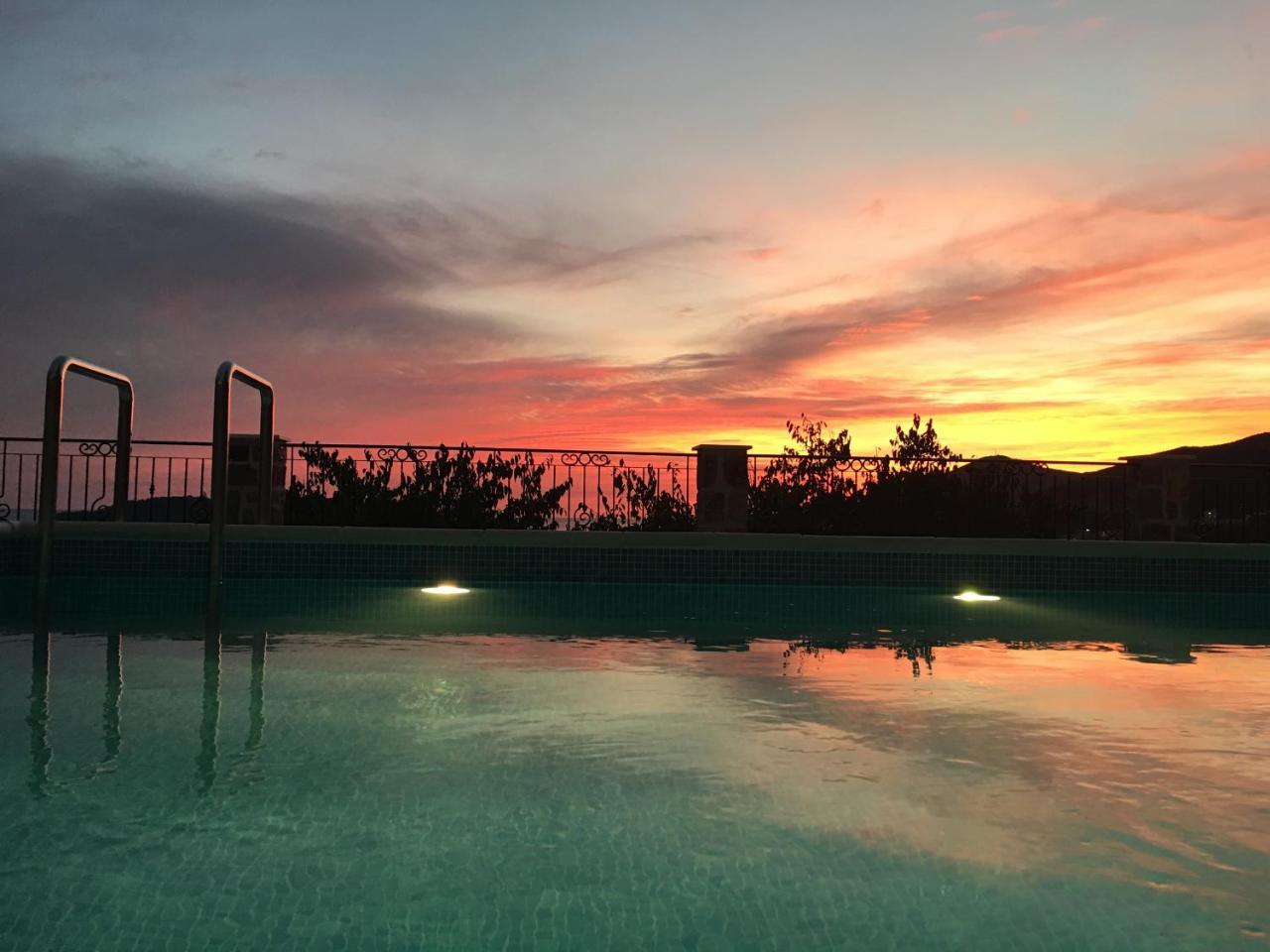 Luka Villa Bečići Екстериор снимка